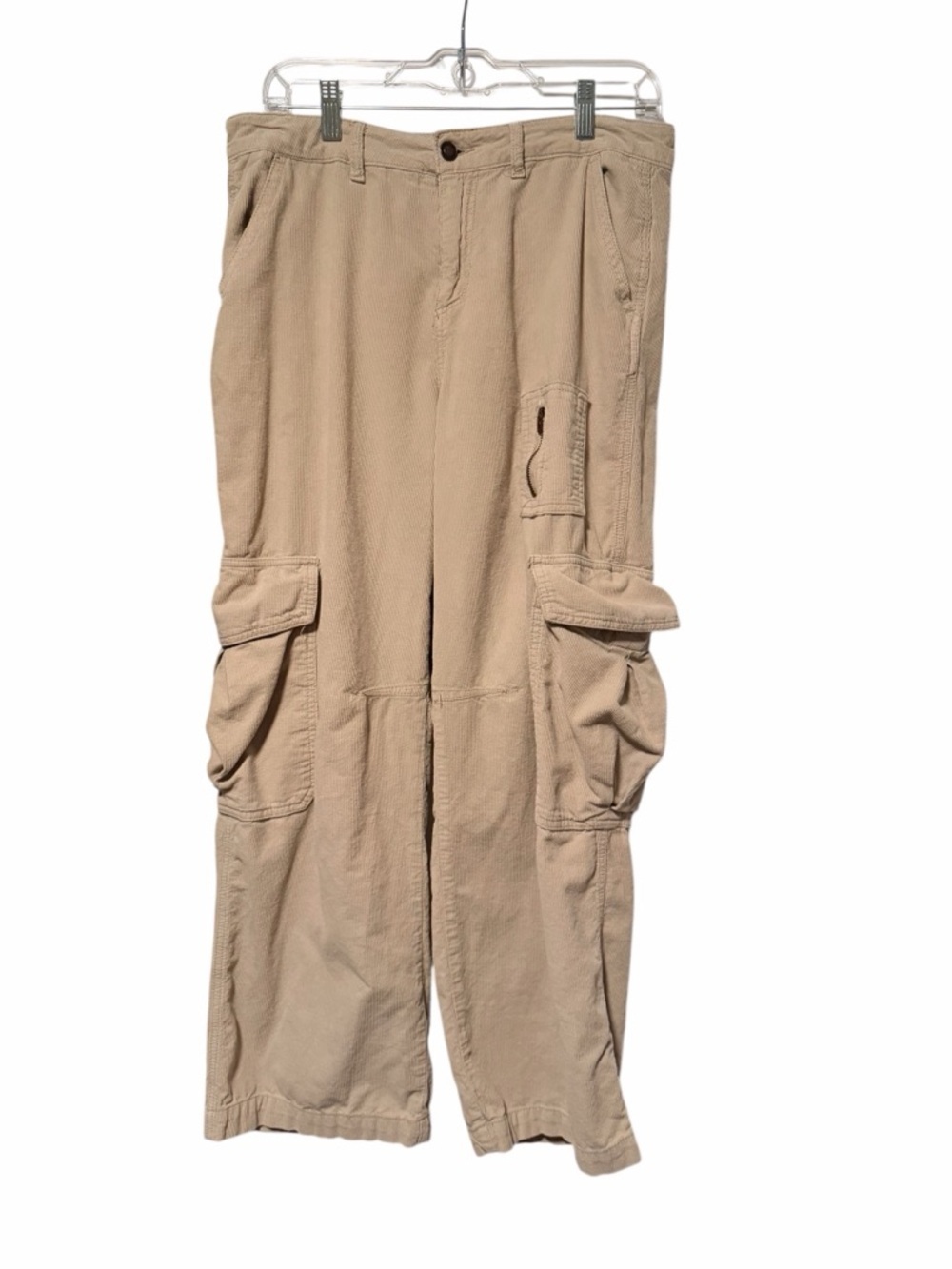 Angel Kiss Women’s Beige Cargo Shorts with Utility Pockets Size 9/29 Juniors